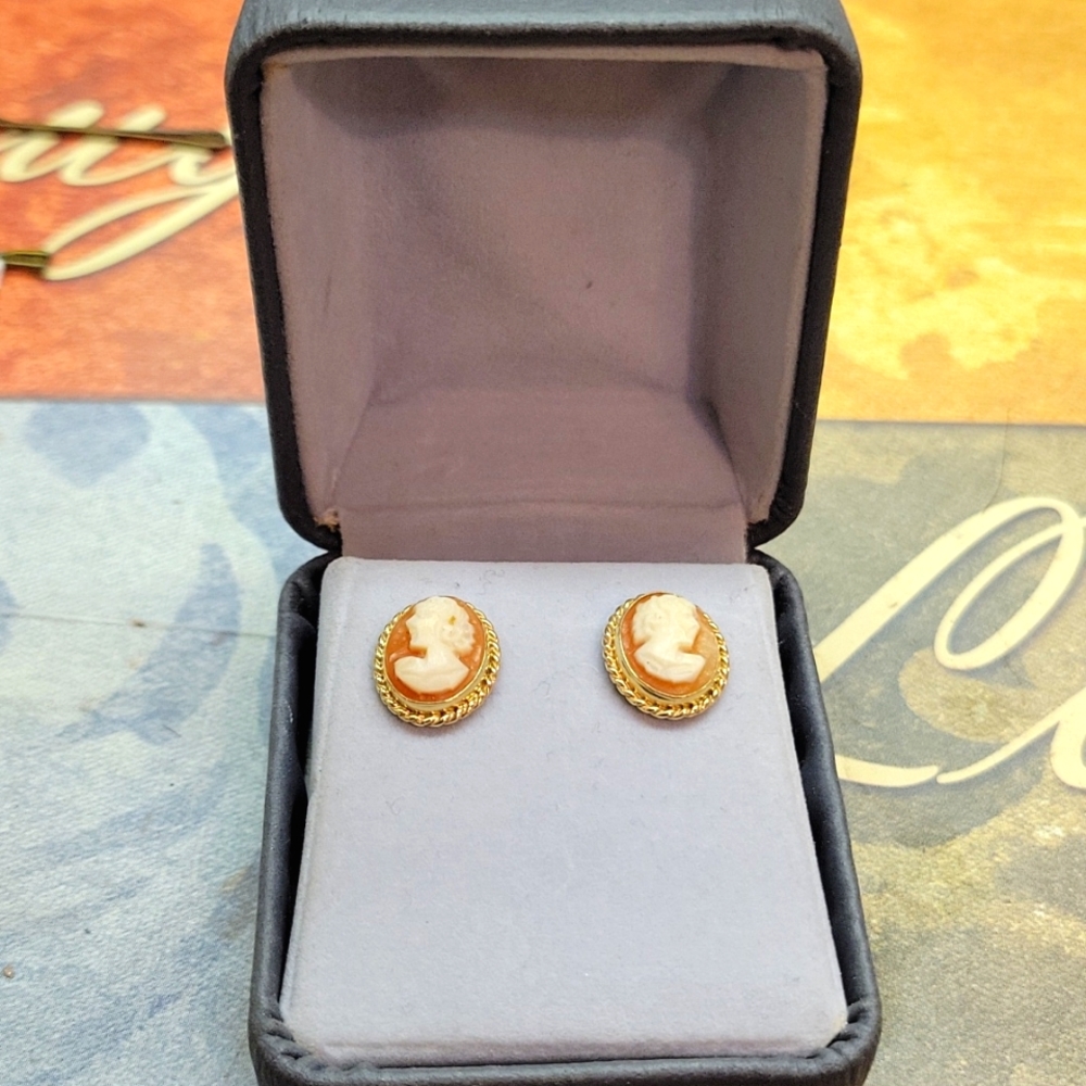 Vintage cameo earrings